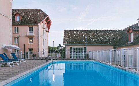Appart'Hôtel La Roche Posay - la piscine