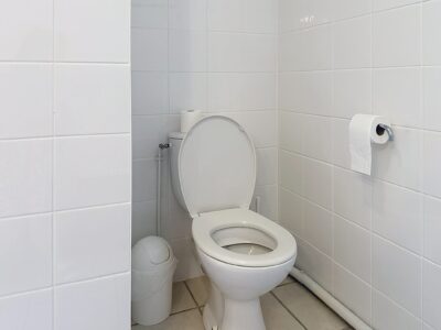 Studio 2 personnes - les toilettes